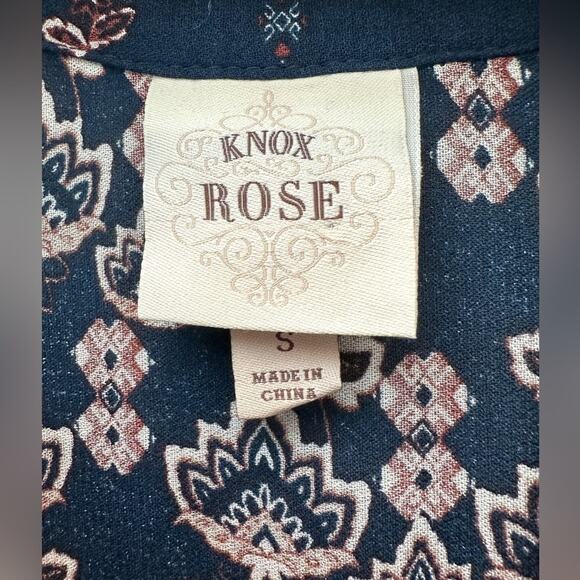 KNOX ROSE | Blue Boho Floral Peasant Blouse Long Sleeve Ruffle Hem | Size Small - Picture 5 of 6
